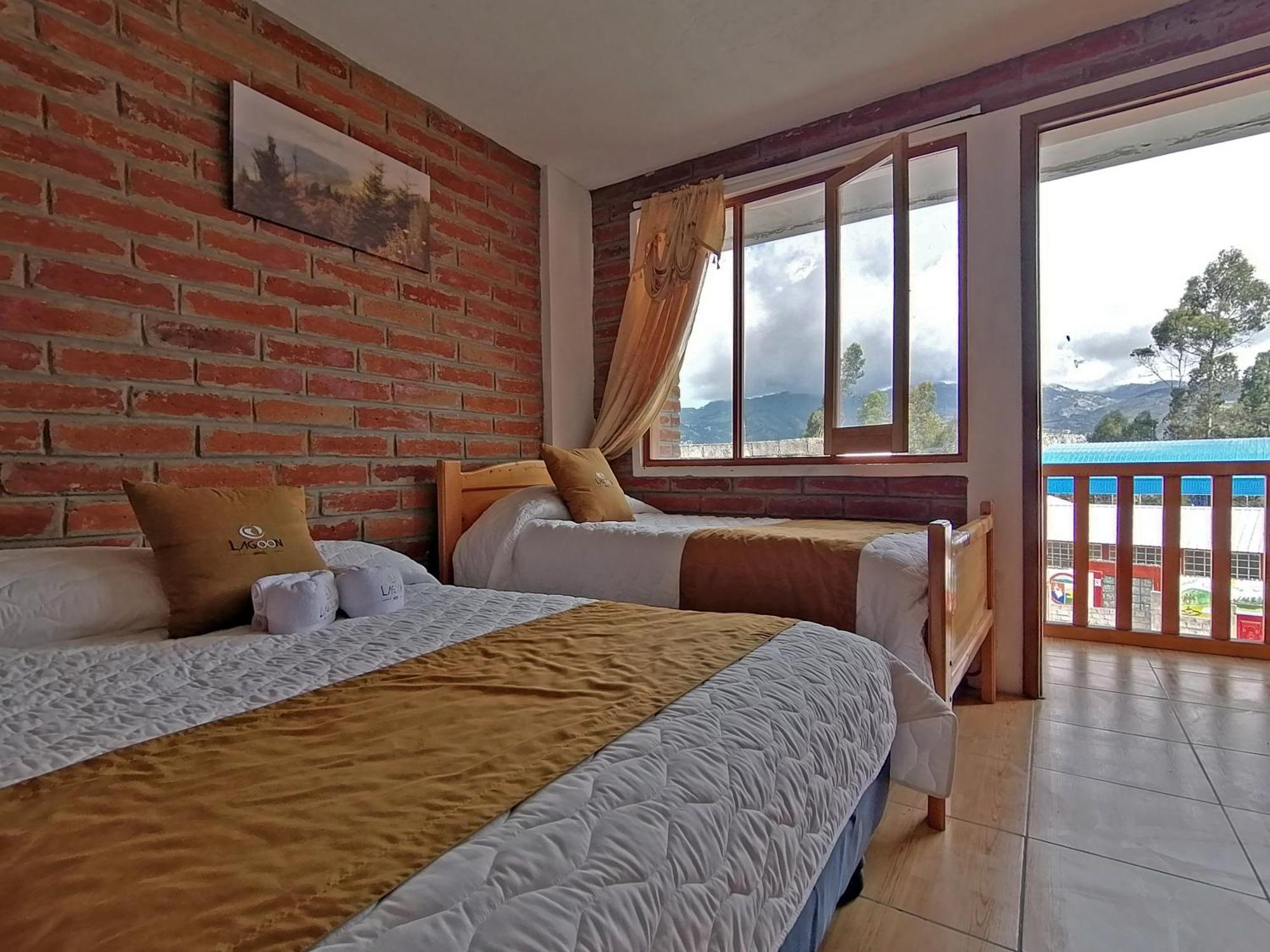 Hotel Lagoon Resort Chugchilán Exterior foto