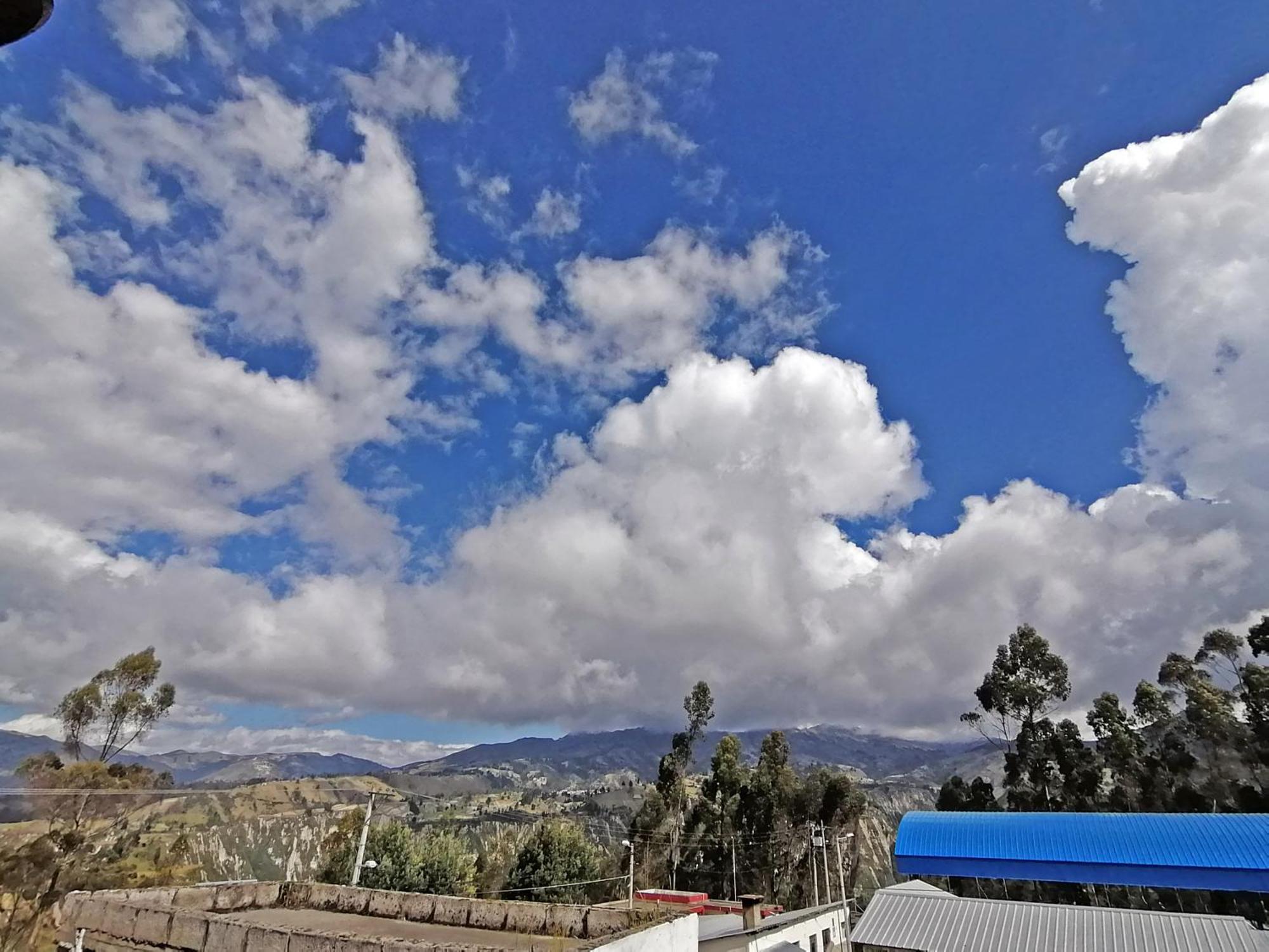 Hotel Lagoon Resort Chugchilán Exterior foto